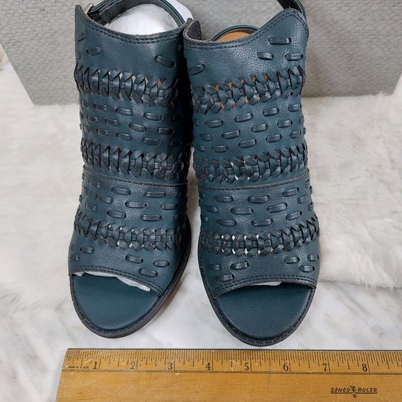Maurices Women's Grey Woven Slip On High Heels Sandals Size: 8 - Picture 6 of 9